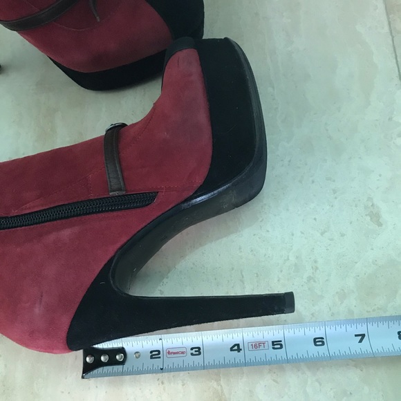 Gorgeous Fellini boots - Picture 5 of 16